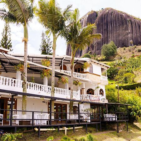 Hotel Casa Linda Guatapé エクステリア 写真